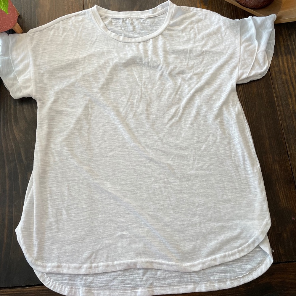 Flutter Sleeve Hi-Lo Shirt